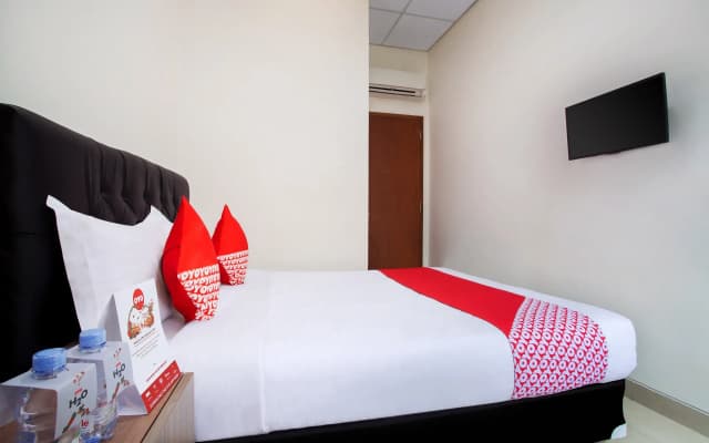 Hotel O Sarkawi Residence - photo 4