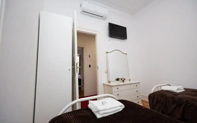 Inn - Chiado Boulevard Guest House - photo 5
