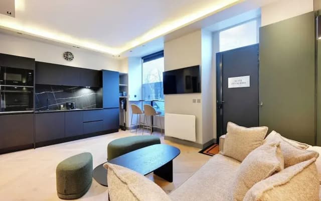 Elegant Home Close to the Eiffel Tower - photo 2