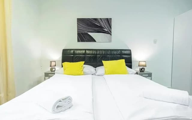 Bright 1BR Apartment in Central Vienna - photo 5