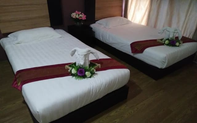 Hotel Amigo - photo 3