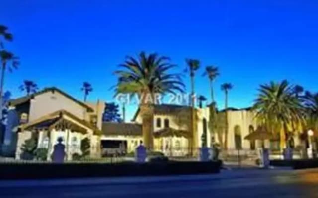The Sinatra Estate by Corporate Mansions - photo 4