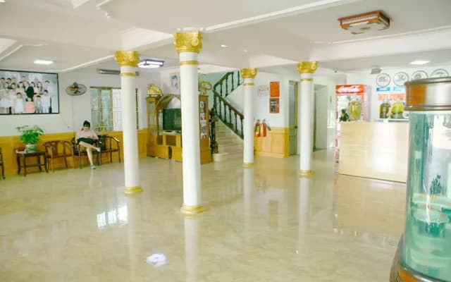 Khach San Thu Nga - photo 2
