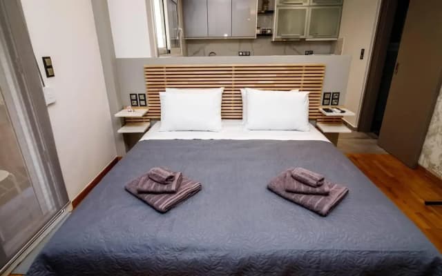 lk Apartments b - Athens City - photo 3