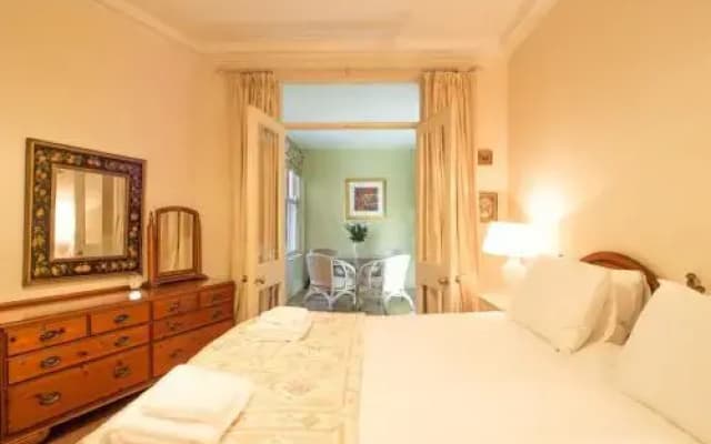 The Studio Apartment - The Edinburgh Address - photo 3