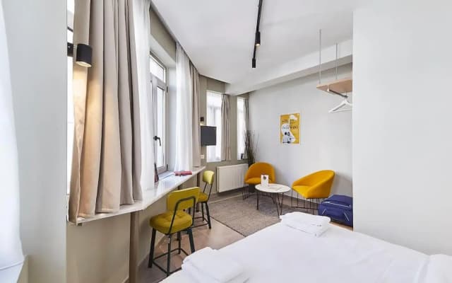 Explore Athens from an uber-central studio! - photo 2