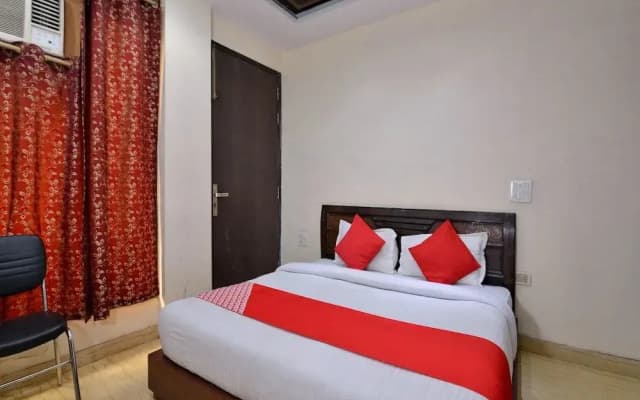 OYO 466 Hotel Lotus B&B - photo 4
