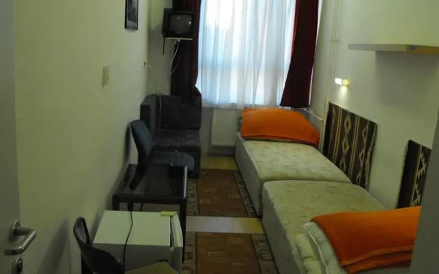 Pannonia Hostel - photo 2