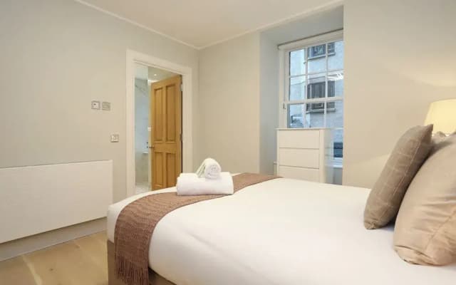 JOIVY Newly Refurbished Apartment on the Historic Royal Mile - photo 3
