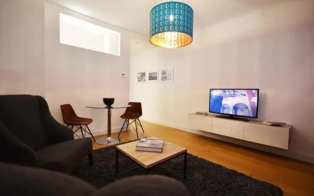 The Opera City Center Suite - photo 2