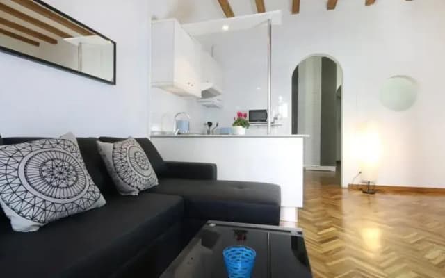 SuitePlace Diputacio - photo 2