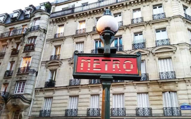 Hotel Avenir Jonquiere - photo 4