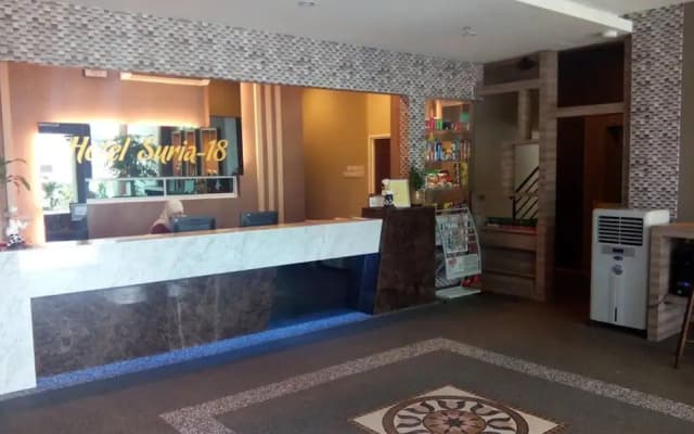 Hotel Suria 18 - photo 2