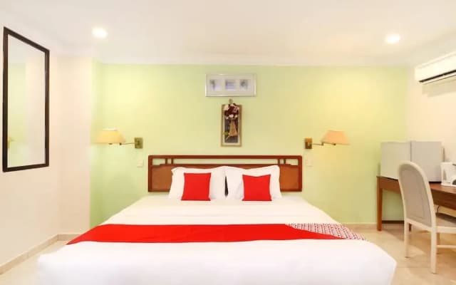 OYO 775 Hotel Sahara Inn - photo 3