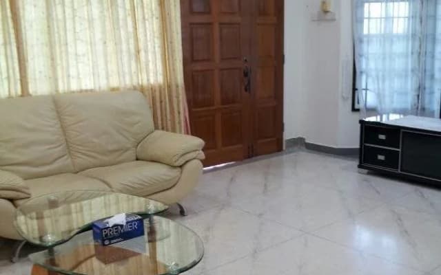 Carol Guesthouse - photo 2