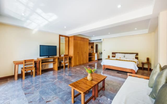 Ocean Pie Phuket Hotel - photo 3