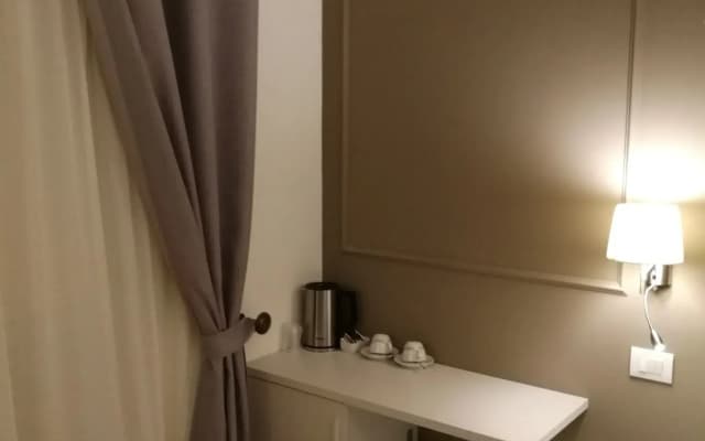 Daphne Guest Hause - photo 5