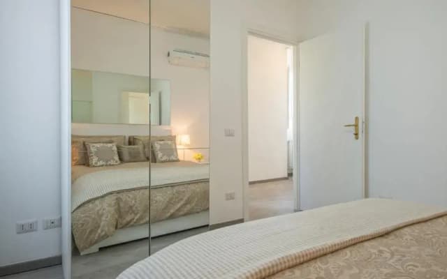 Vatican Holiday Apartment 317 - photo 4