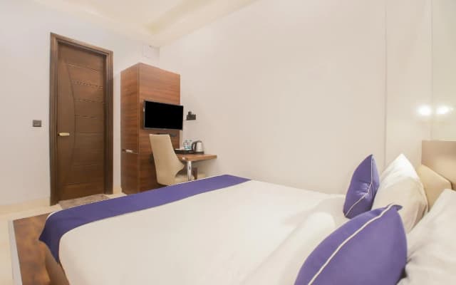 SilverKey Executive Stays 29058 Saket - photo 2