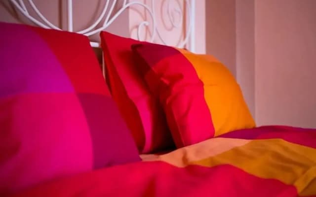 Cozy 2 Double Bed Flat - photo 2