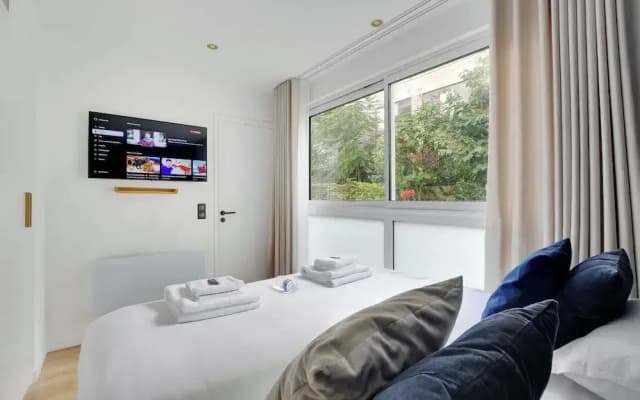 Modern Apartment - 3br/8p - Place de la Nation - photo 3