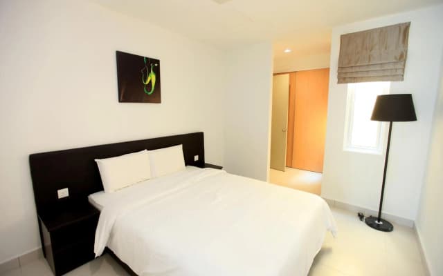 Merdeka Suites Hotel - photo 4