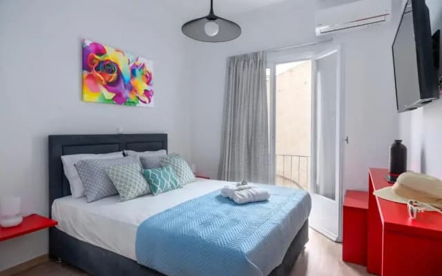 Koukaki Central Apartment - photo 4