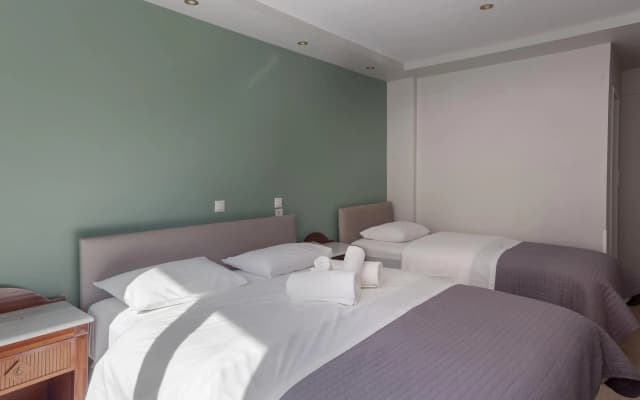 Byron Hotel - photo 3