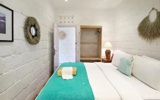 Kerang Bingin Beach Villa - photo 2