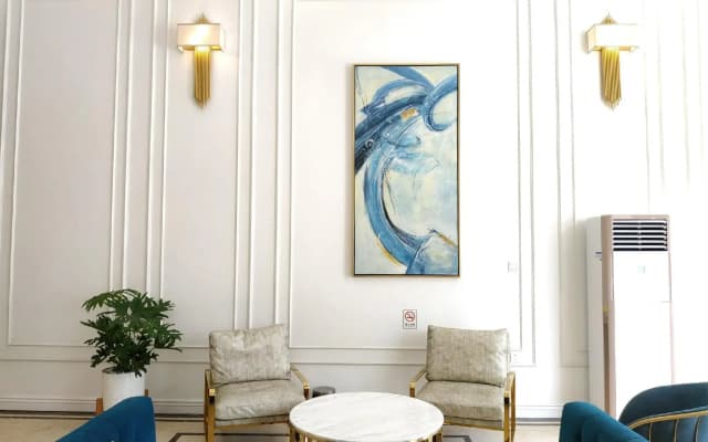 Ngoc Lan Halong Hotel - photo 3