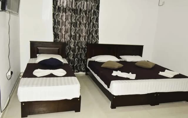 Yoho Regent Hotel Colombo 06 - photo 4