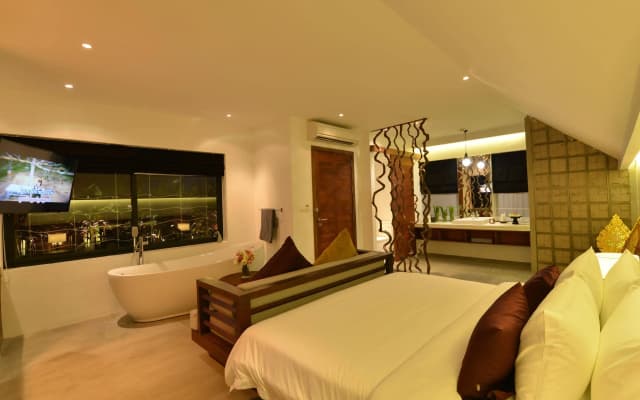 Solitaire Damnak Villa Hotel - photo 4
