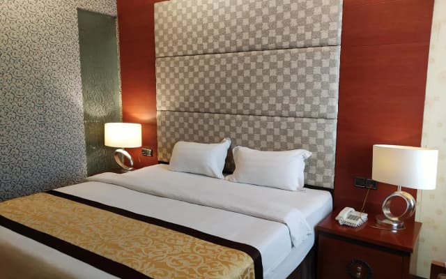 MB Hotel - photo 3