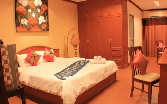 V Residence Chiangmai Hotel - photo 3