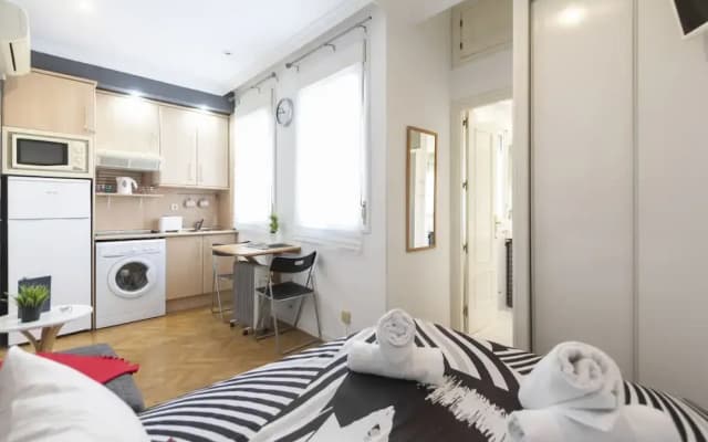 Dobo Homes Delicias Apartment I - photo 2