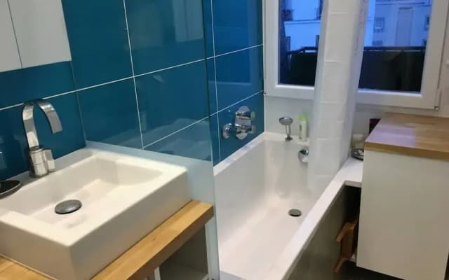 Beautiful Apartment Near Canal St. Martin - photo 4