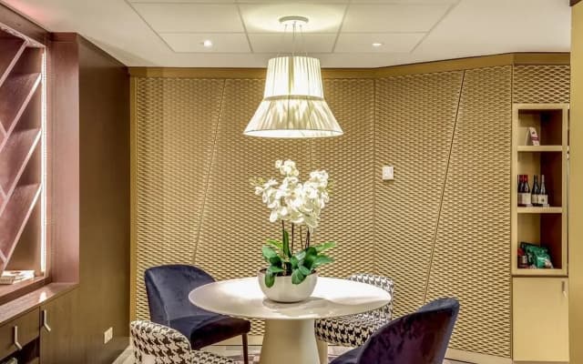 Mercure Paris Arc de Triomphe Etoile - photo 2