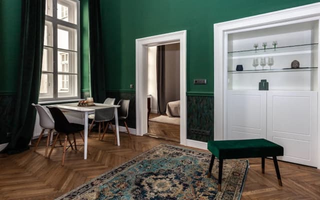 Luxury Central Apartment - photo 4