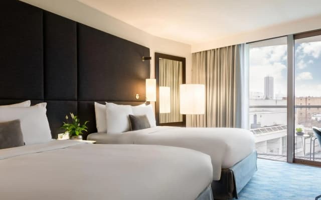 Renaissance Paris Arc de Triomphe Hotel - photo 5