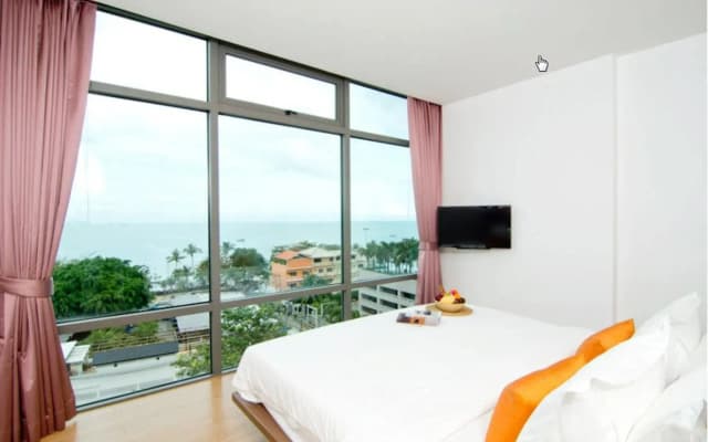 Seven Zea Chic Hotel - photo 4