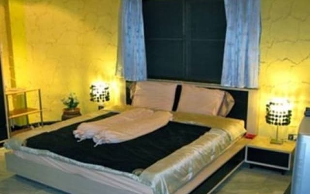 Sunshine Villa Phuket - photo 2
