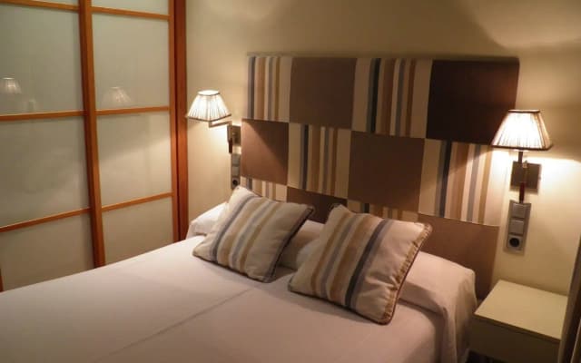 Hotel Annex - photo 3