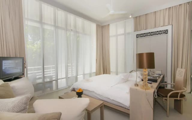 SALA Phuket Mai Khao Beach Resort - photo 4