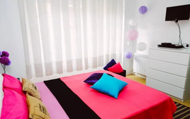 Rooms Hola BCN B & B - photo 3