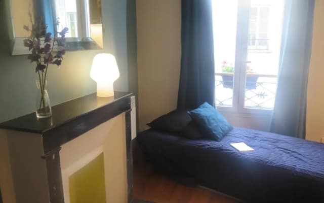 Bright and Newly Renovated Apartment, Hip Canal Saint-Martin Area, Central Paris - photo 3