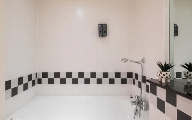 St Clements House - photo 2