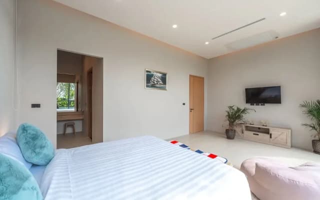 Modern 2-Level Pool Villa Long One A5 - photo 3