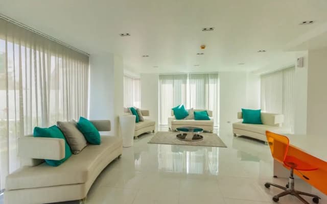 City Center Residence by Pattaya Sunny Rentals - photo 2