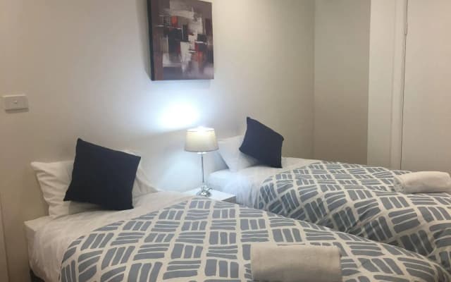 Ivy Units Glen Waverley - photo 2