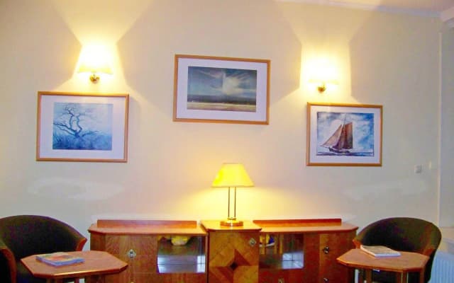 Hotel Amadeus Central - photo 3